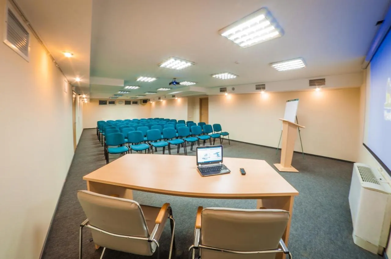 Hotel Practicotel Kyiv